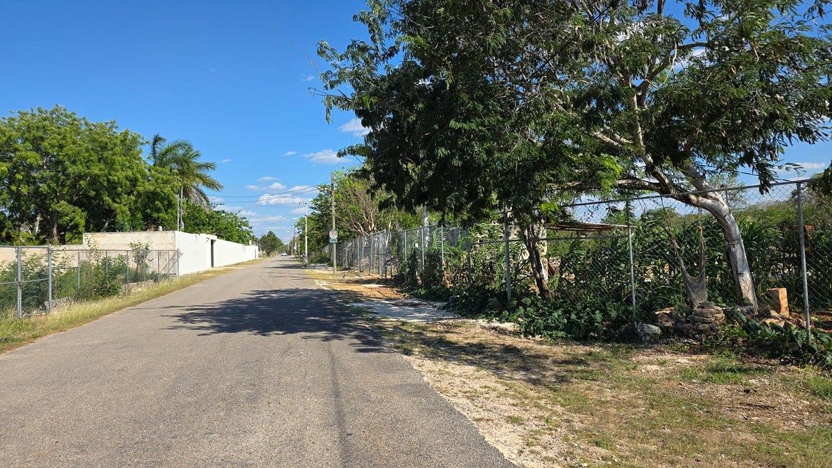 TERRENO À VENDA NO PASEO NORTE, CHOLUL, MERIDA YUCATAN, foto 1 de 17