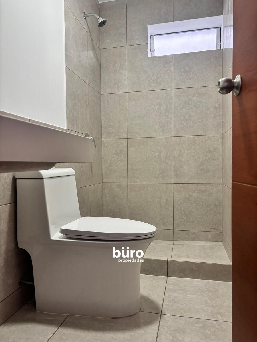 10 de 13: Baño