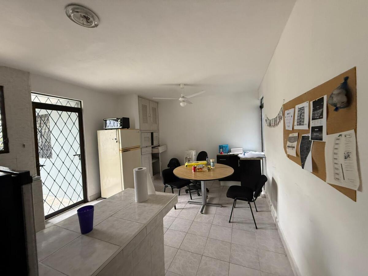 9 de 17: Cocina y Comedor