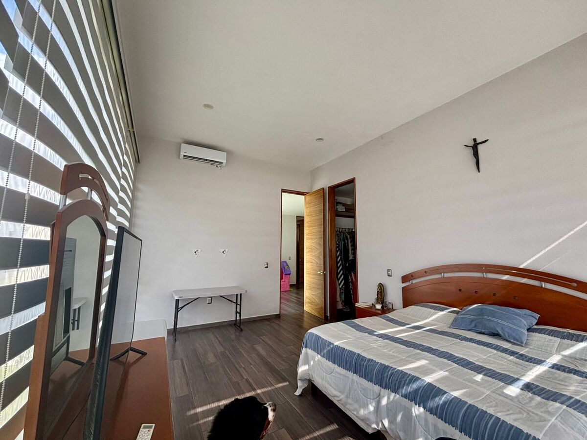 34 de 48: Habitación Principal