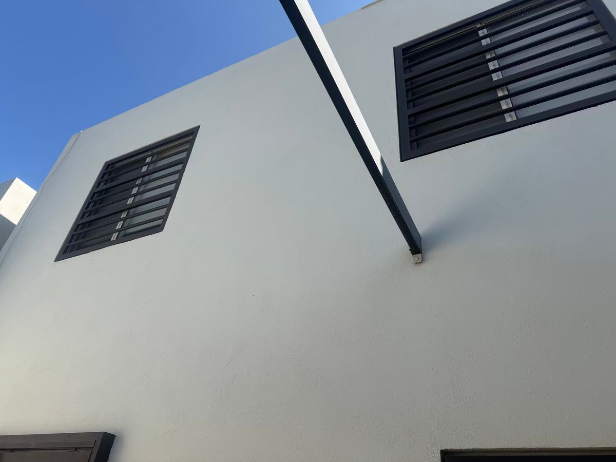 10 de 22: Hacia arriba desde el patio