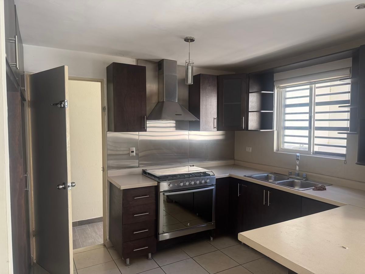 21 de 22: Cocina integral