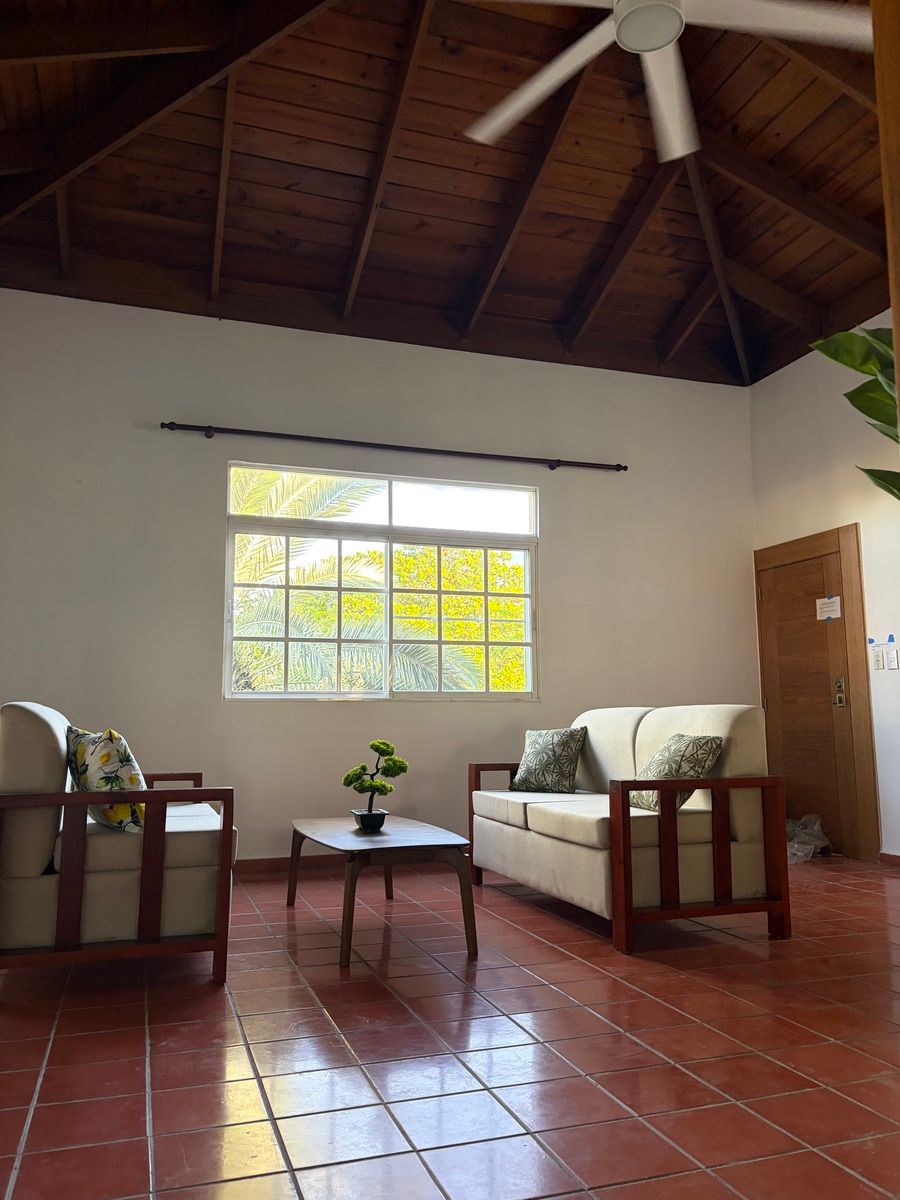 19 of 24: Living room