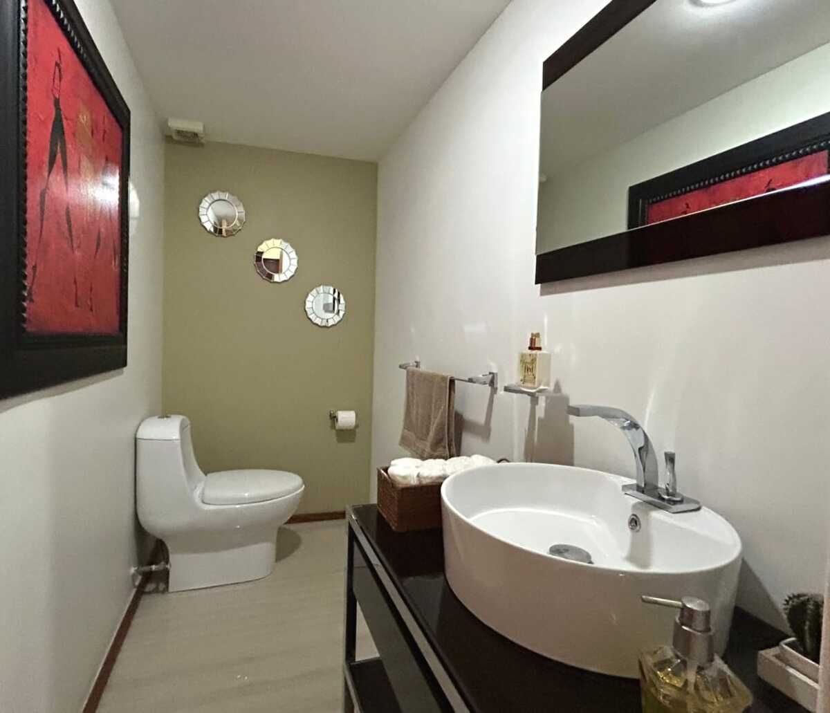 11 of 32: Aseo visitas