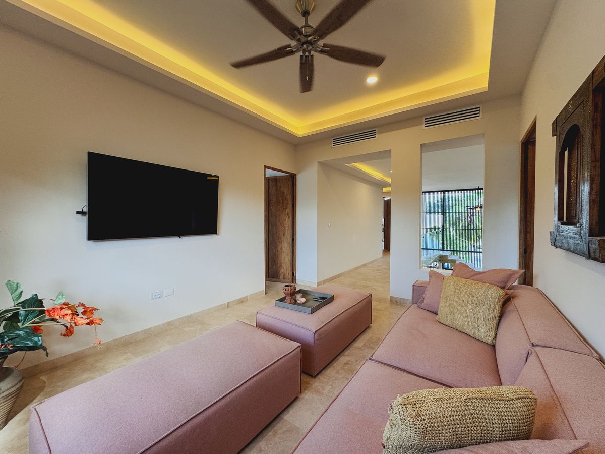 8 de 35: Cuarto Multiuso en la parte superior