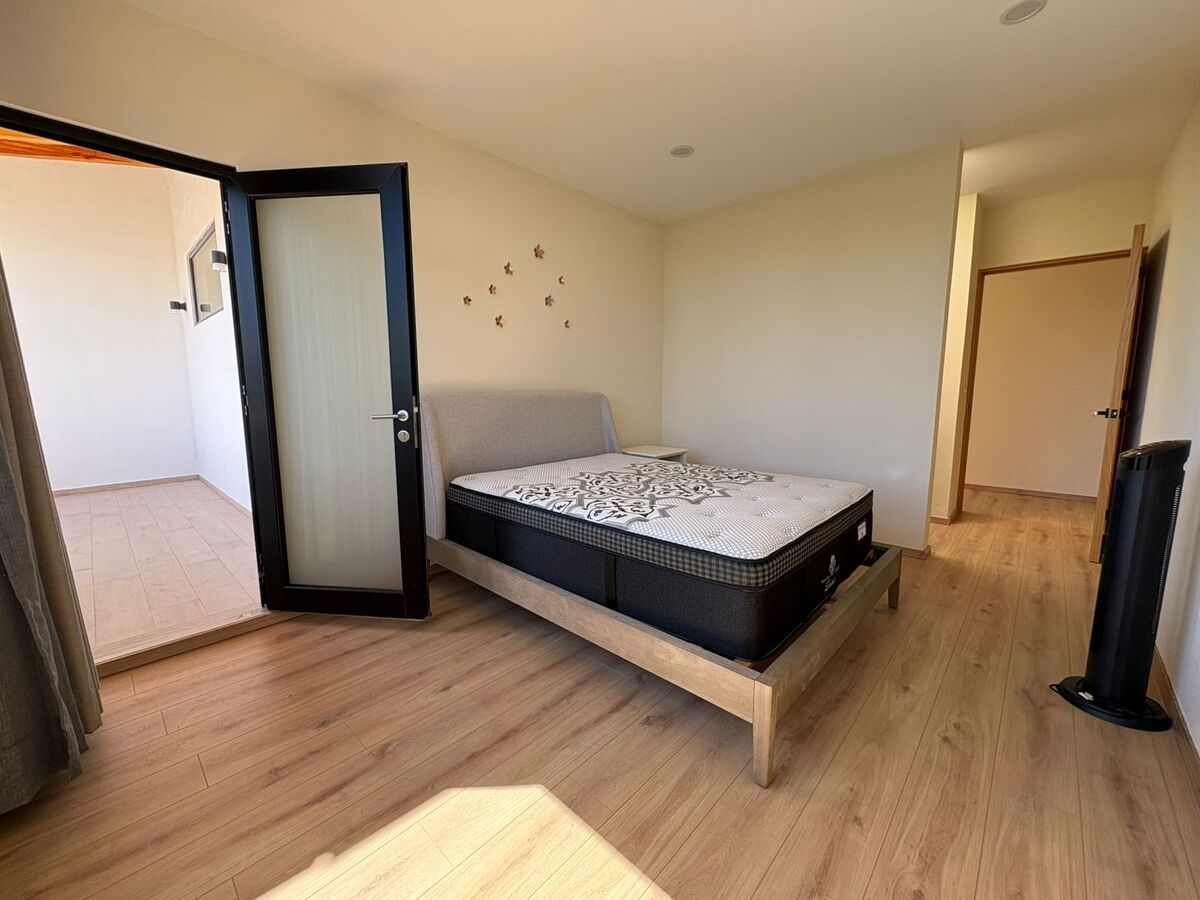 16 de 25: Habitación con terraza con vista al jardin