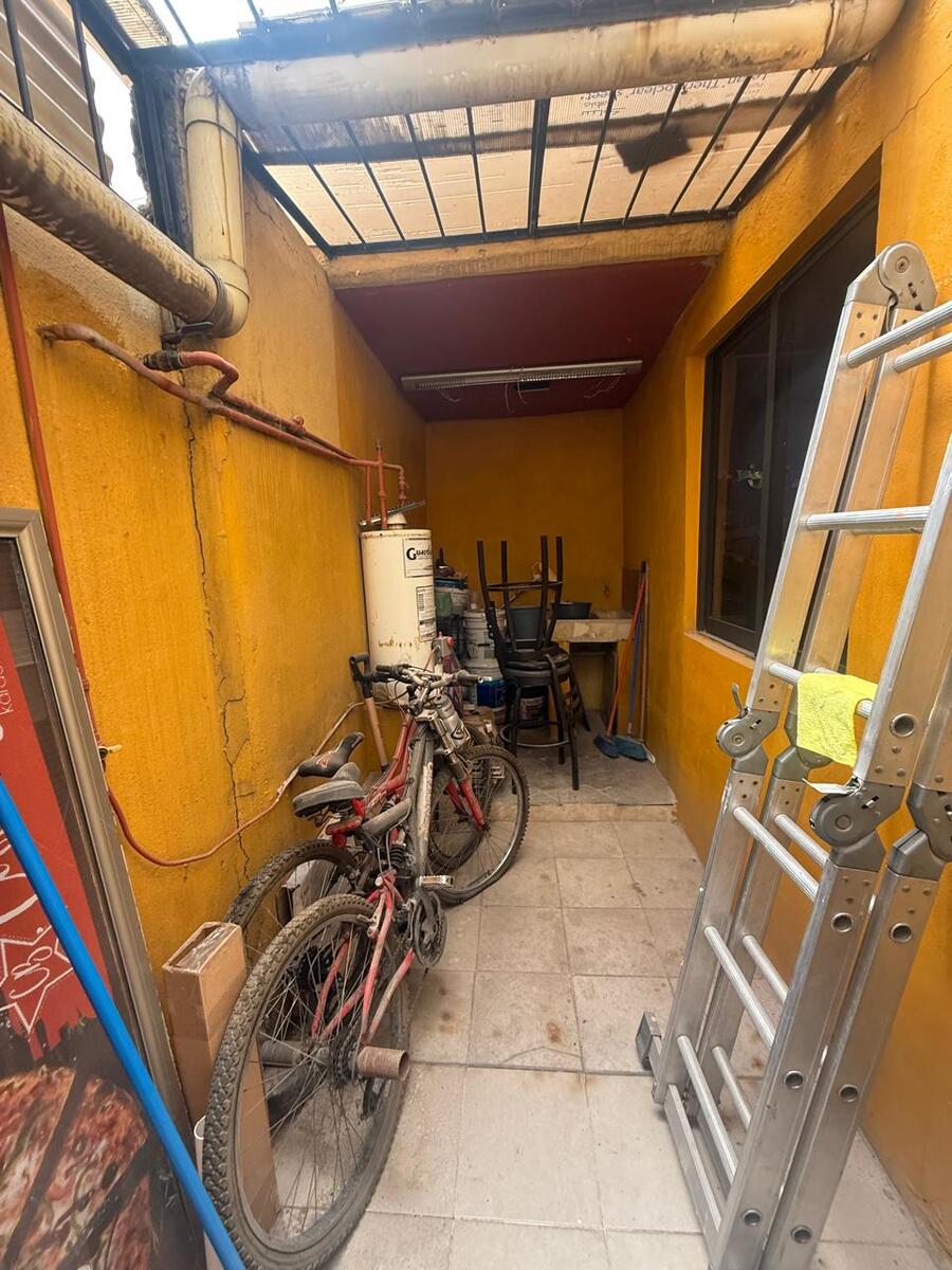 10 de 23: Area de tendido y lavado