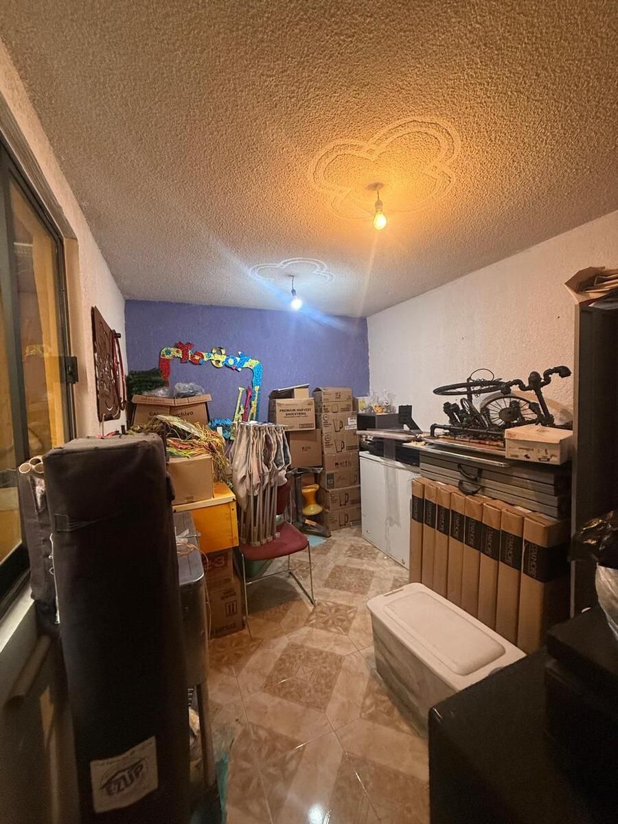 10 de 22: Estudio-cuarto de TV