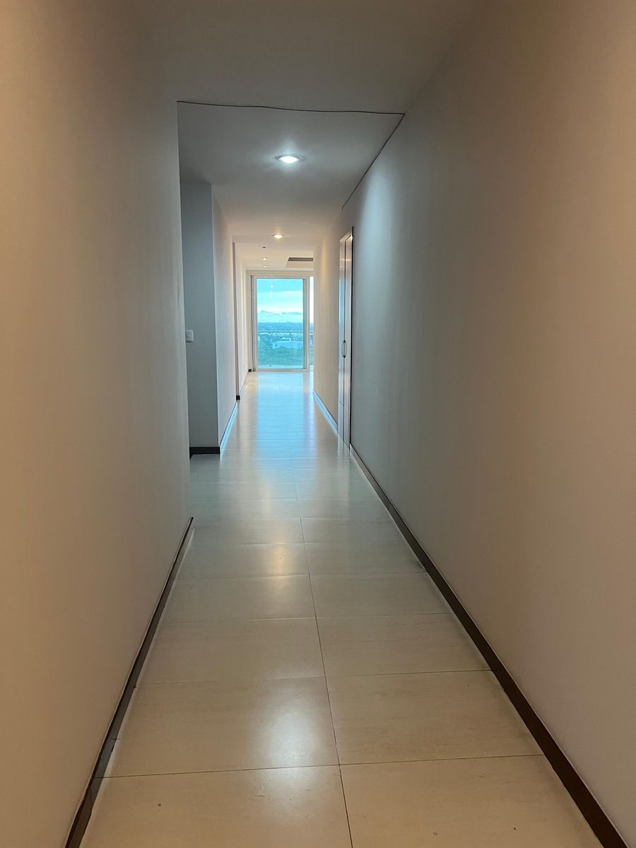 39 de 41: Pasillo cuartos