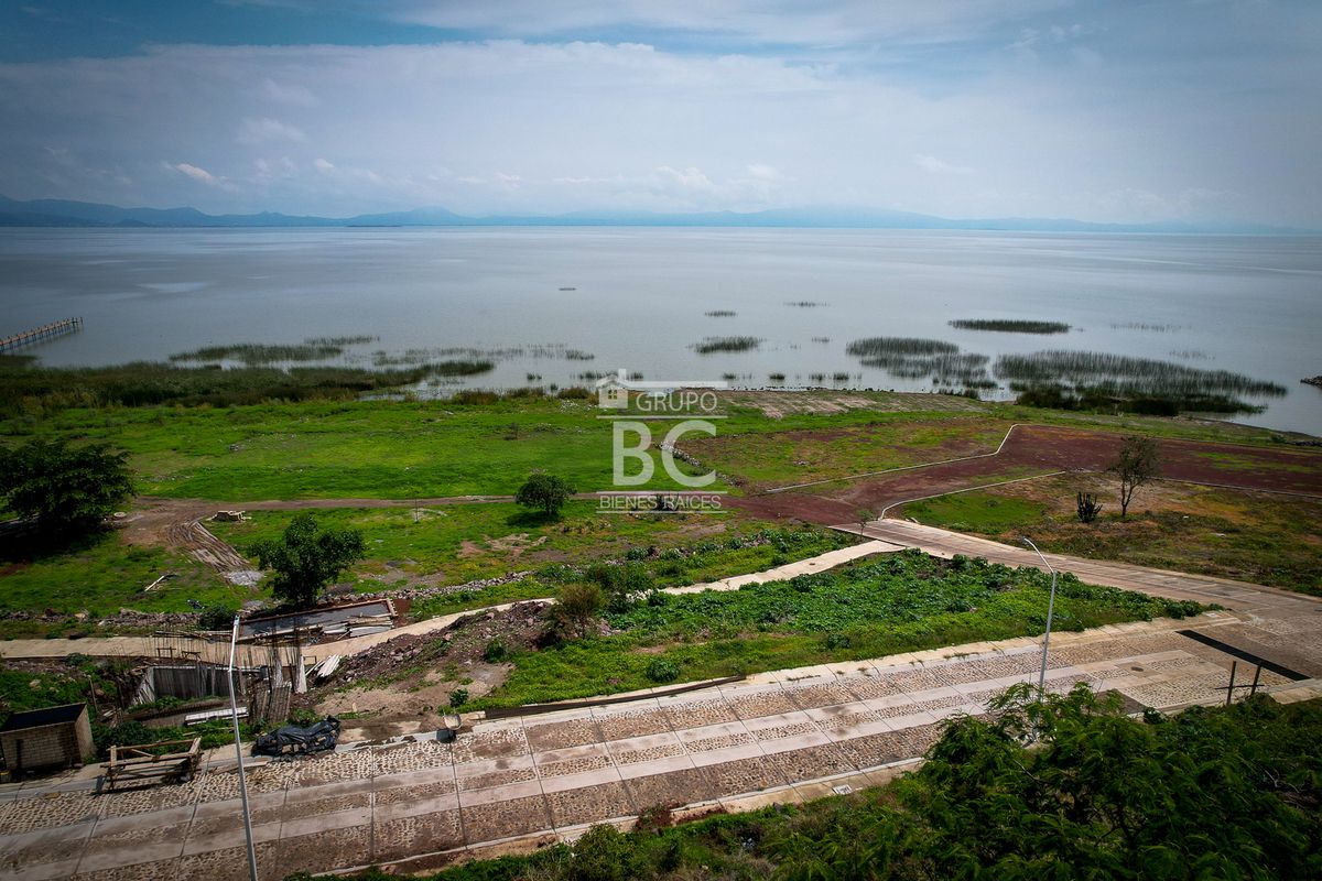 Terreno Exclusivo en Venta en Chapala Lago Luna | 300 m² a 150 m del Lago L26 - foto 2