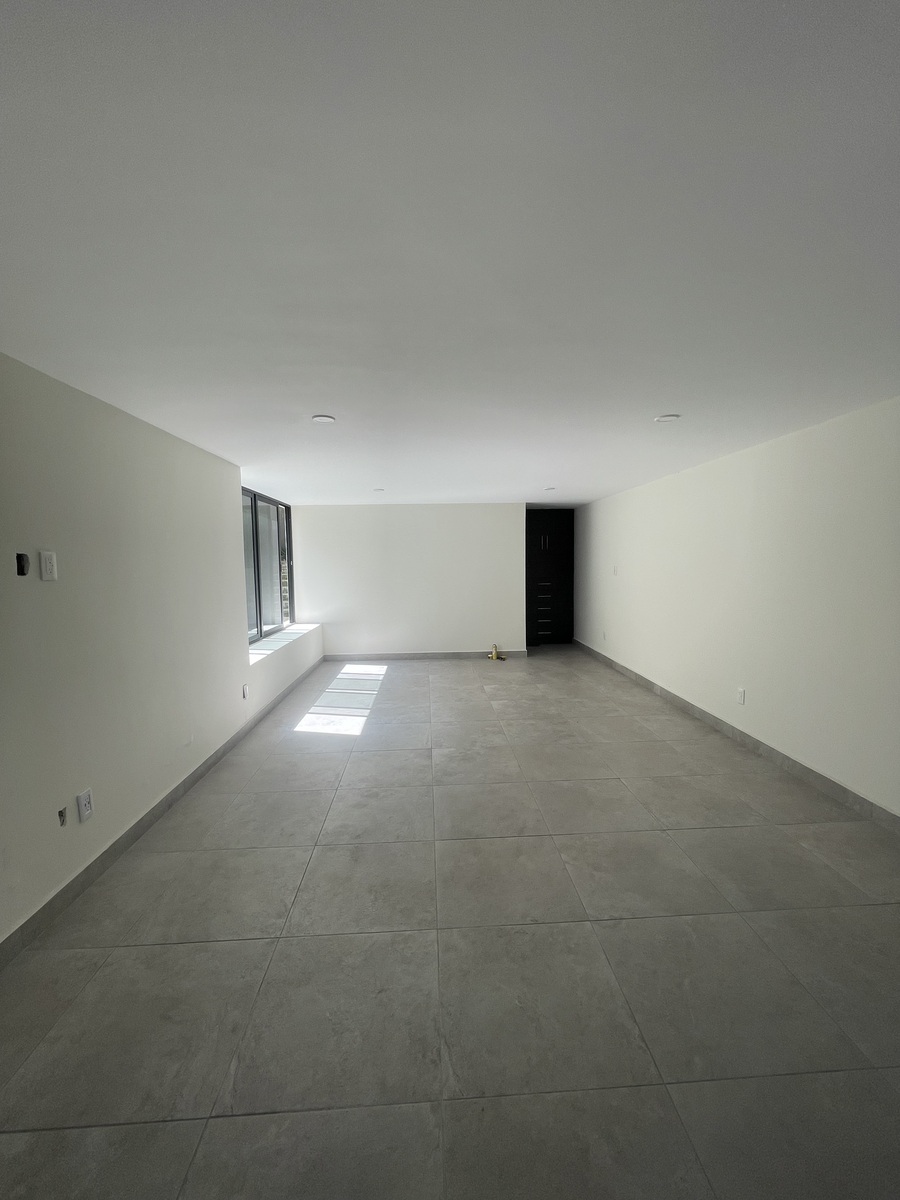 25 de 43: Salón de usos múltiples