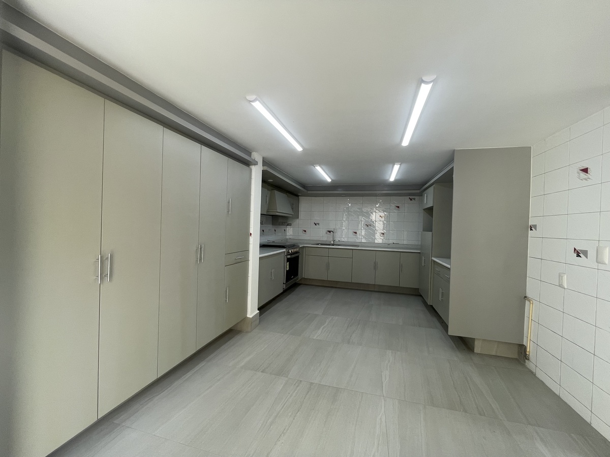 37 de 43: Cocina casa 2