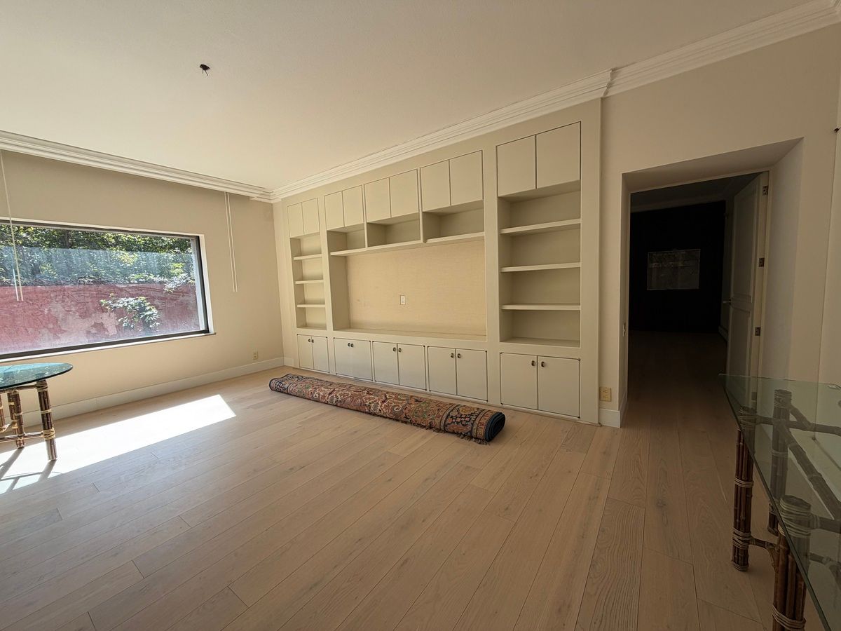 15 de 29: Sala de la recámara principal