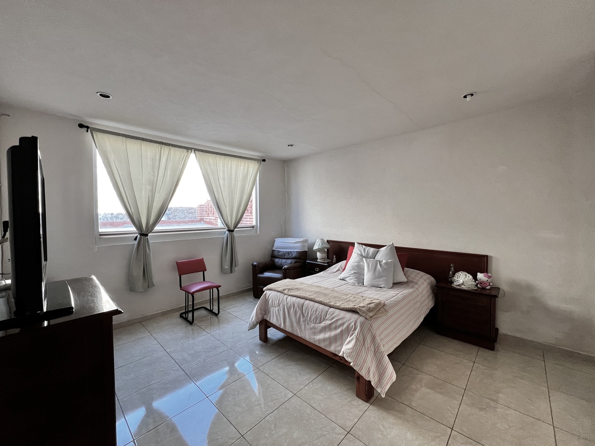 17 de 23: Recámara 2