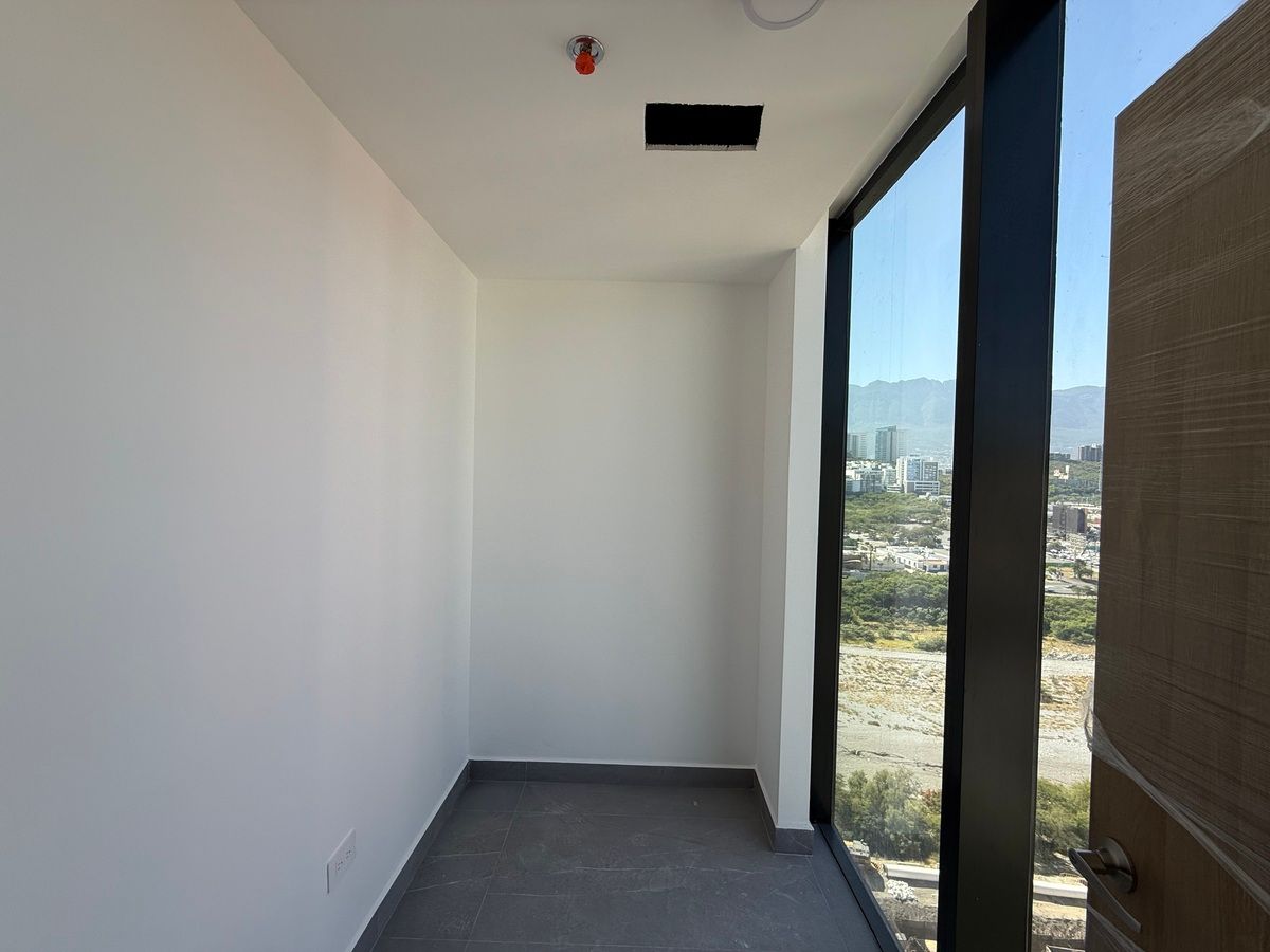 10 de 13: Walkin closet de Recamara Principal