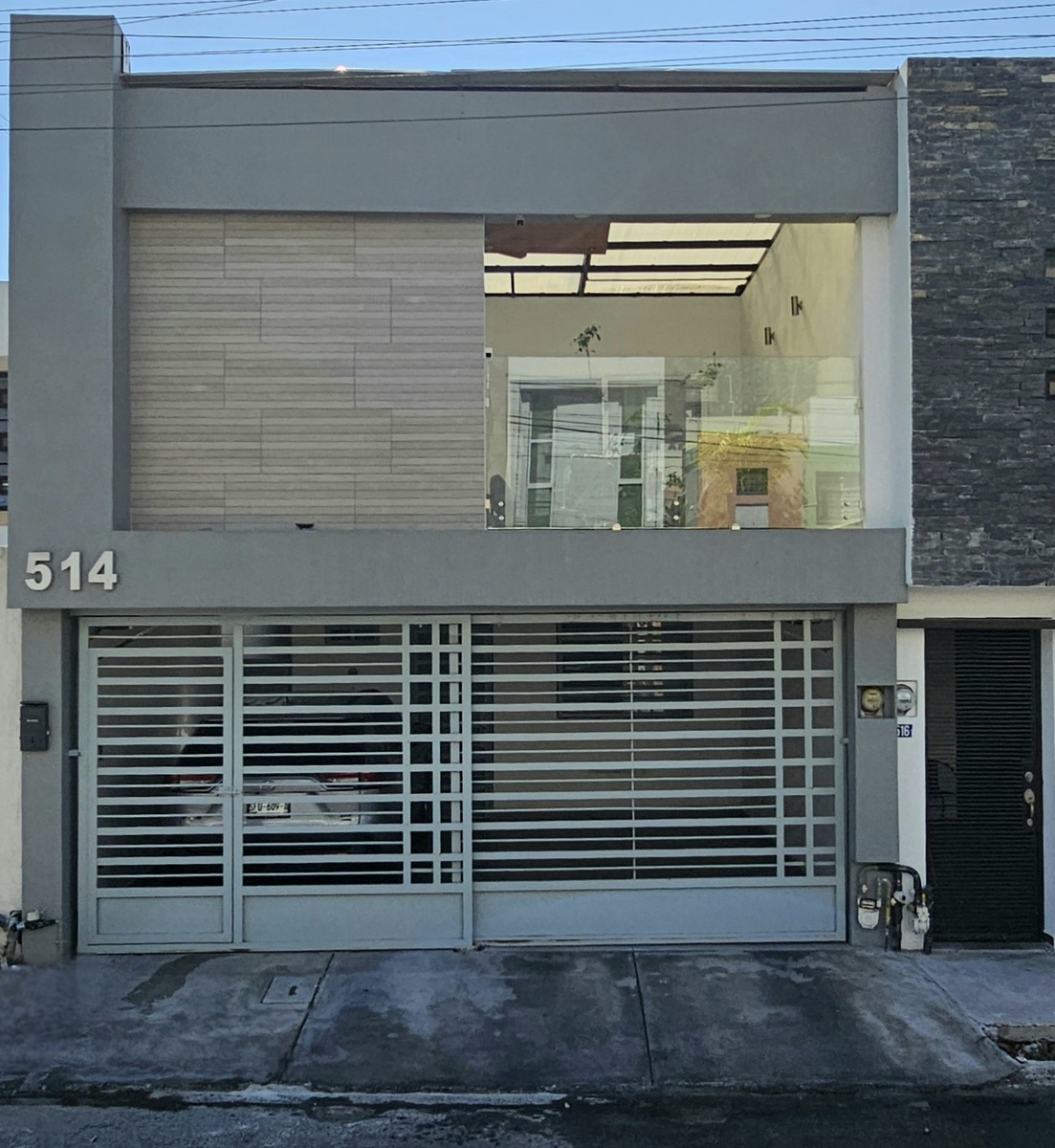 2 de 18: Fachada principal