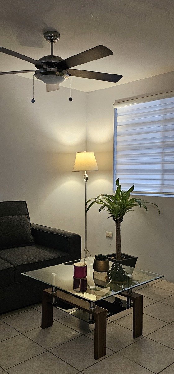 4 de 18: Detalle sala