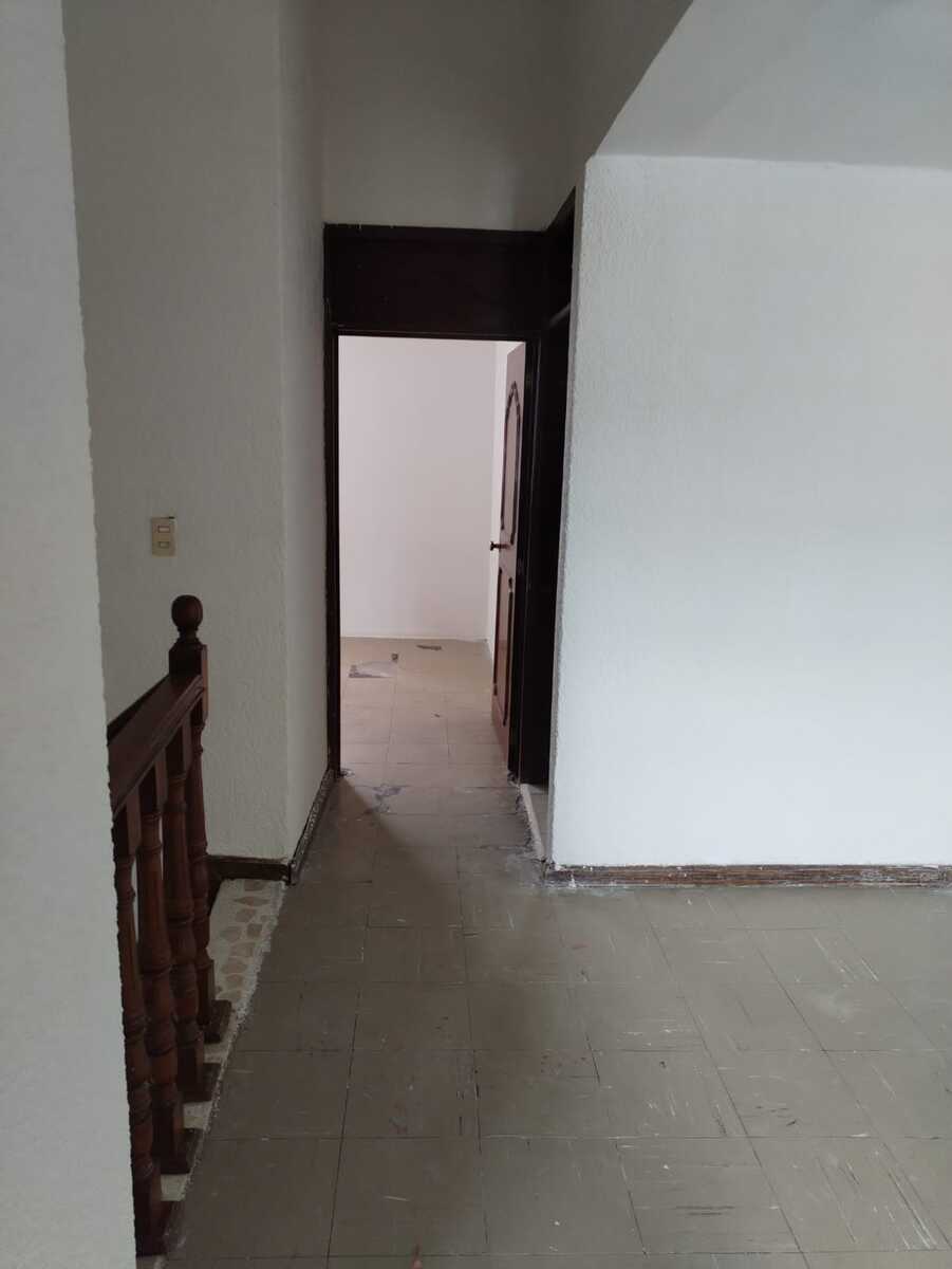 12 of 20: Recamara 2