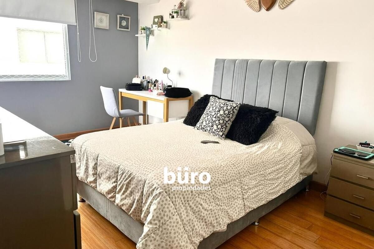 5 de 13: Dormitorio Secundario con Baño Incorporado