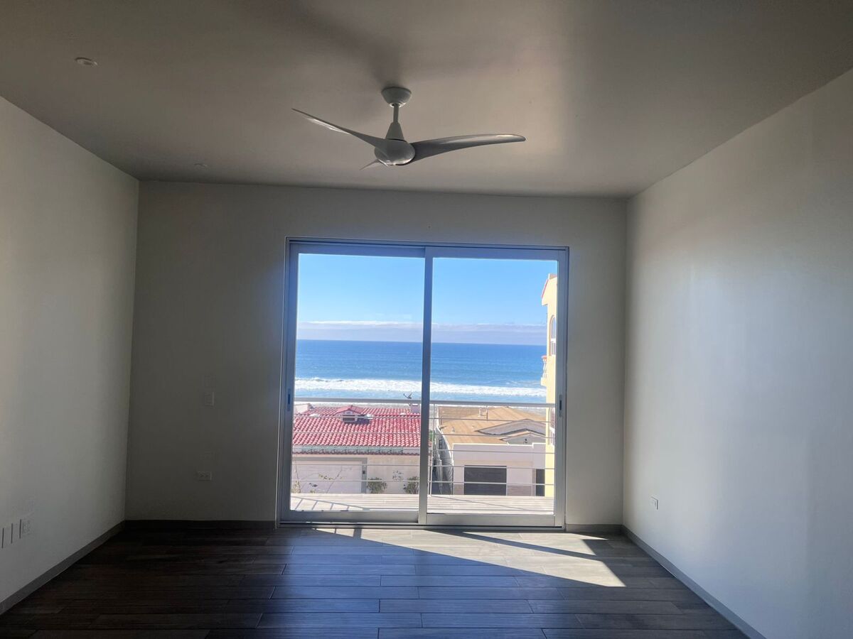 8 de 19: Recamara Master