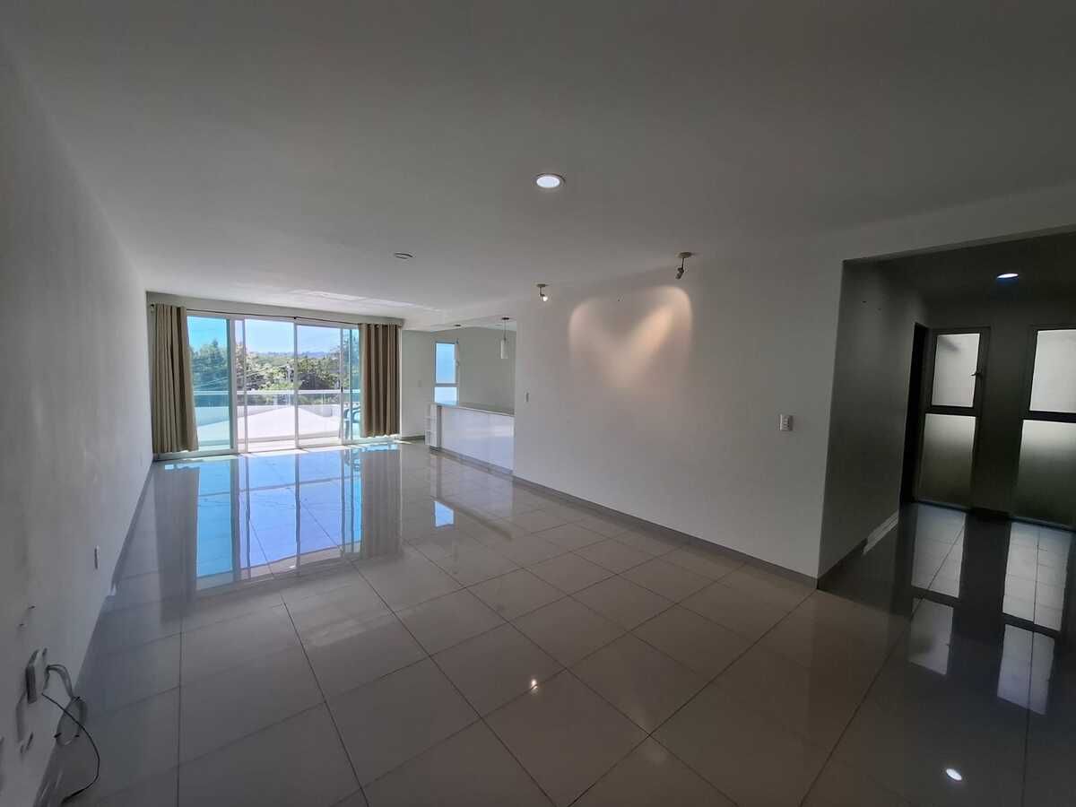 12 de 17: ESPACIOS CON BUENA ILUMINACIÓN