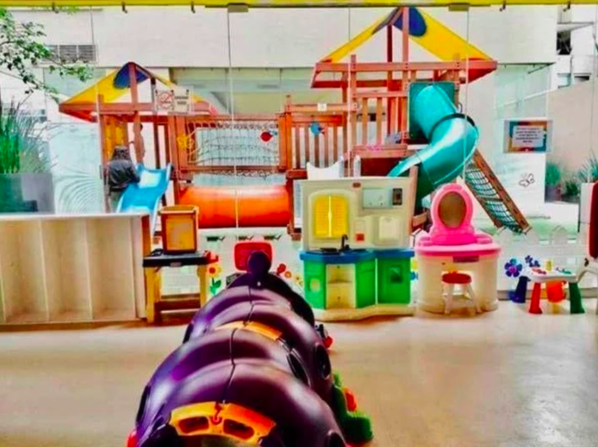 22 of 22: Ludoteca y juegos infantiles