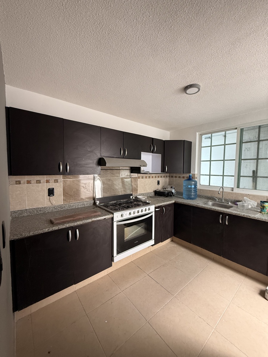 2 de 8: Cocina compartida