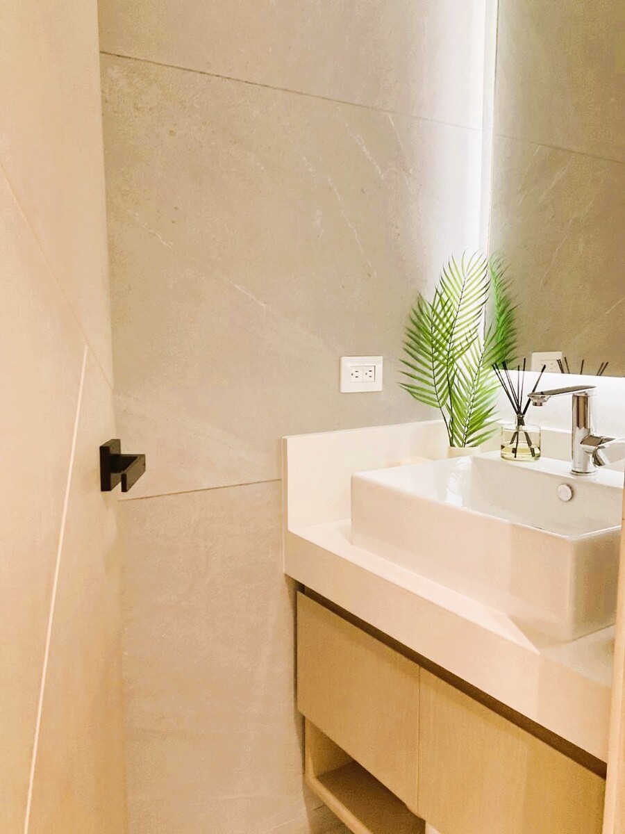 19 de 36: DEPARTAMENTO AMUEBLADO CORASOL VENTA