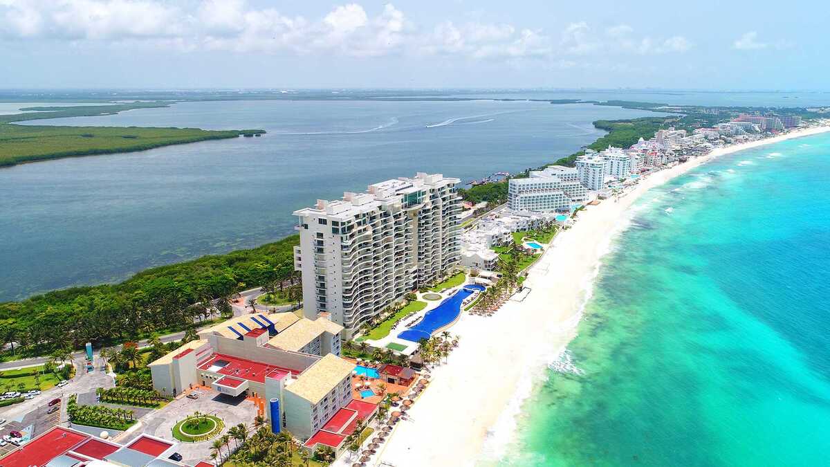 17 de 18: LAHIA ZONA HOTELERA CANCUN DEPARTAMENTO VENTA