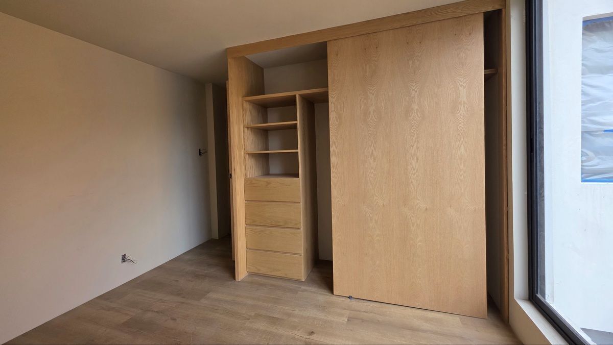 6 of 13: Segunda rec. closet de muy buen tamaño- Aqui tiene balcon.