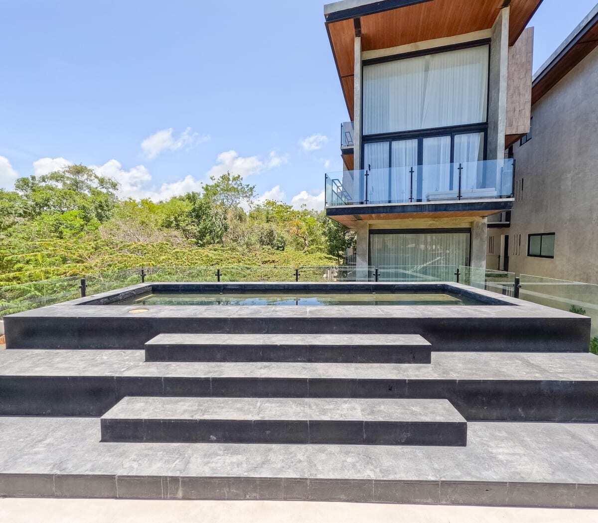 20 de 23: Vista Segunda Alberca - Areas Comunes