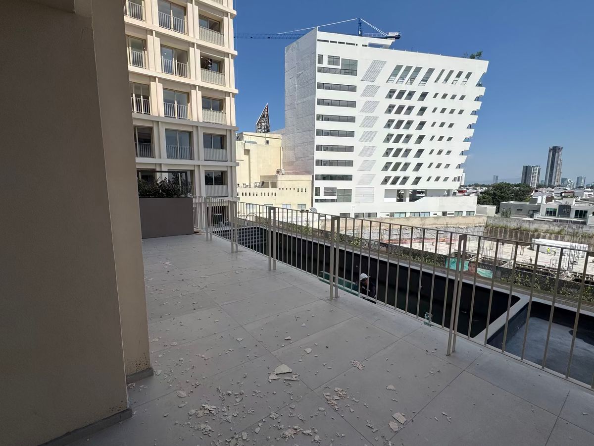 15 of 33: Terraza dpto ( diferente vistas)