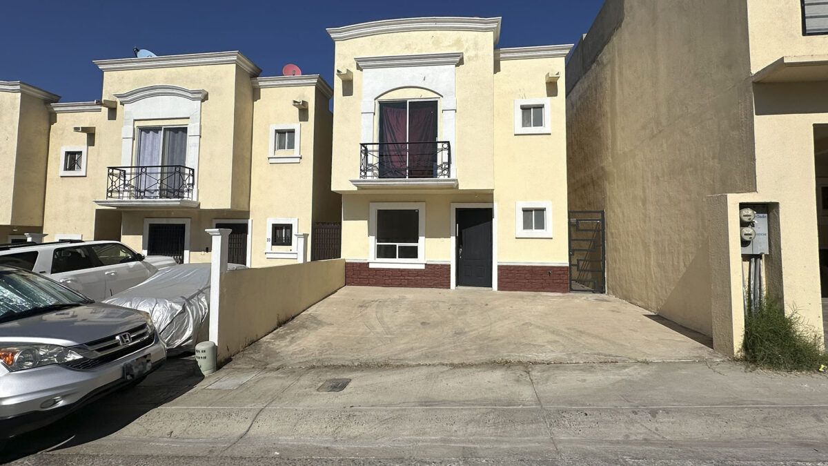 Se vende casa de 3 recámaras en Verona Residencial, Tijuana