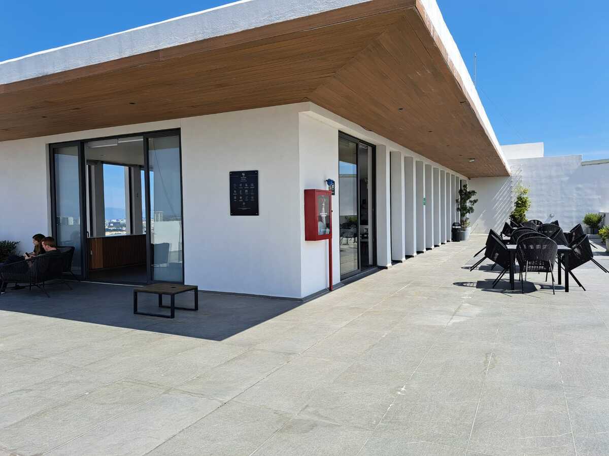 3 of 39: Terraza Roof Garden