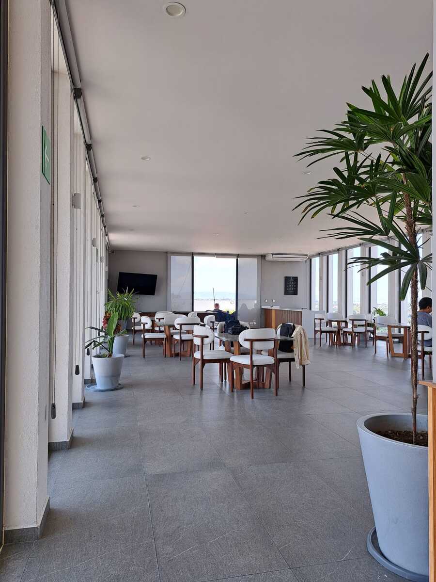 8 of 39: Salón de usos Múltiples