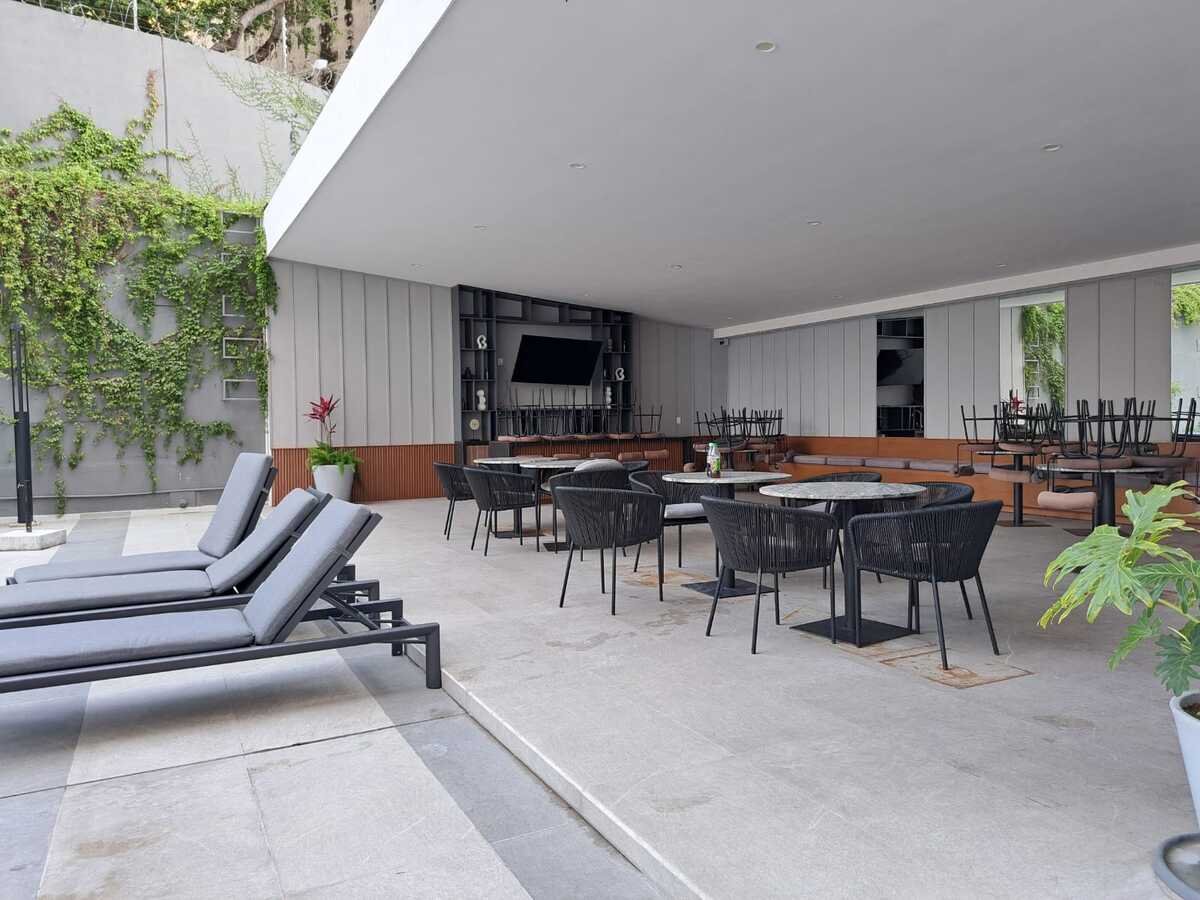 36 of 39: Terraza Techada Alberca