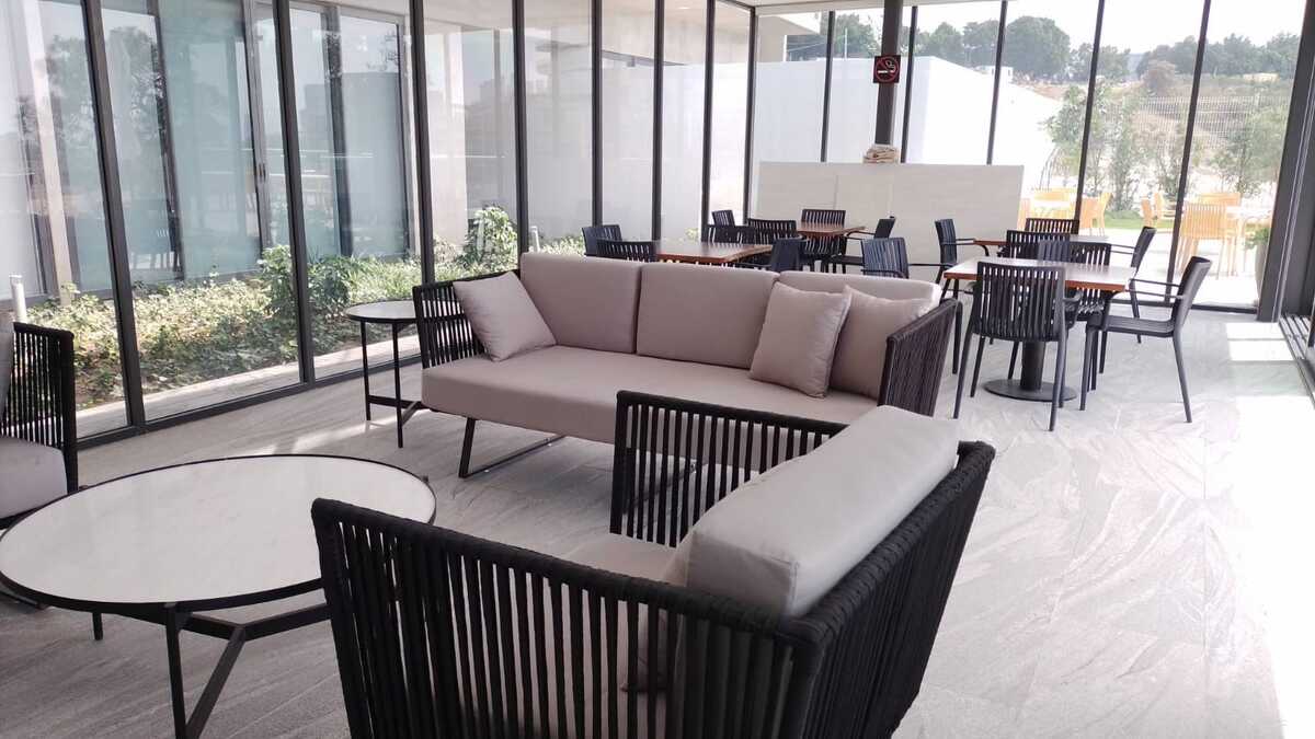 9 of 36: Salón de Usos Múltiples