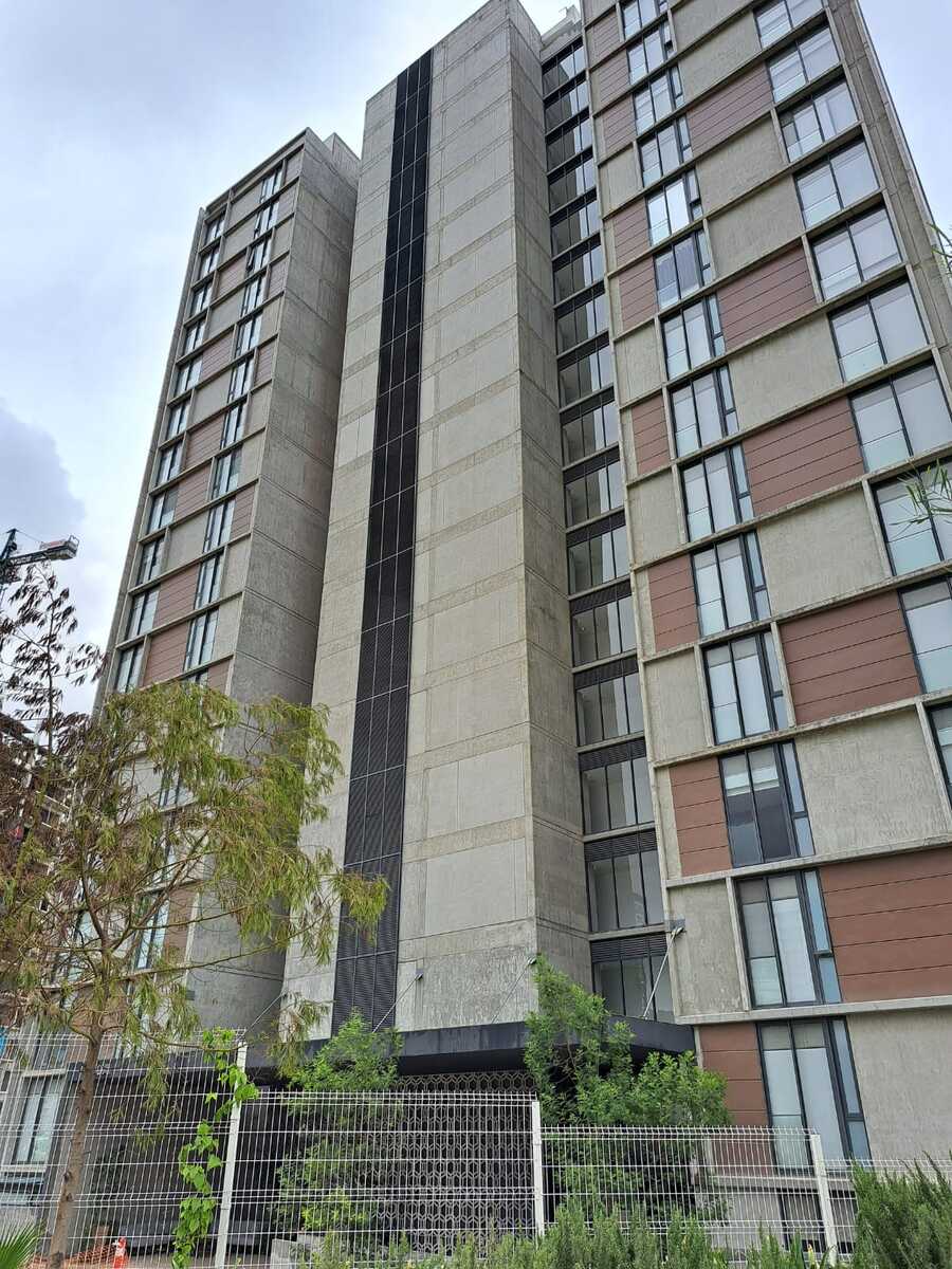 20 of 36: Fachada Principal