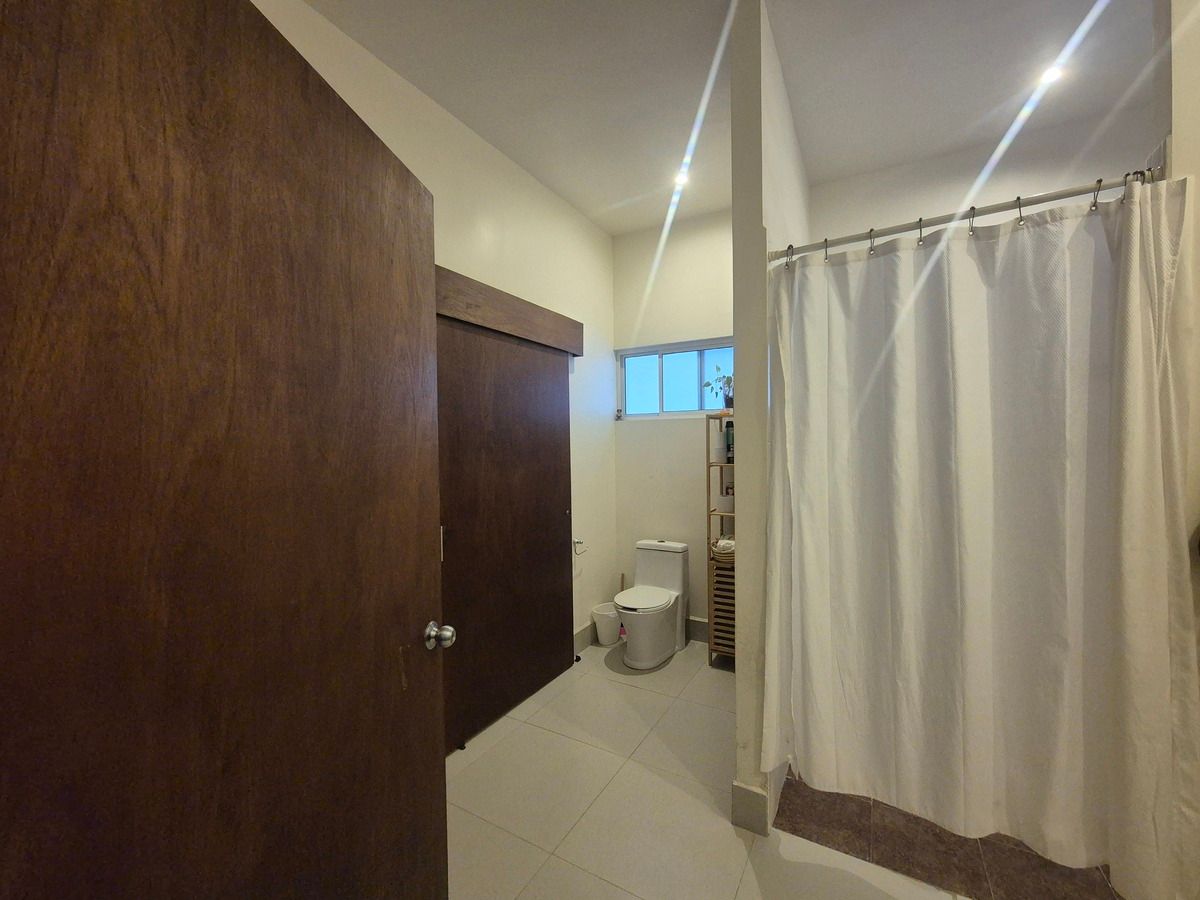 14 de 33: baño recámara principal