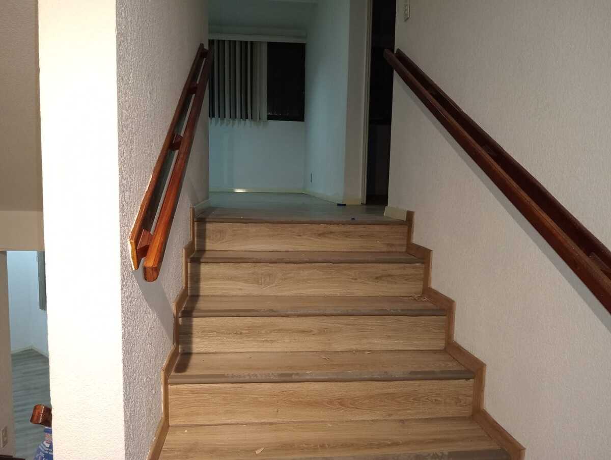 10 de 10: Escalera