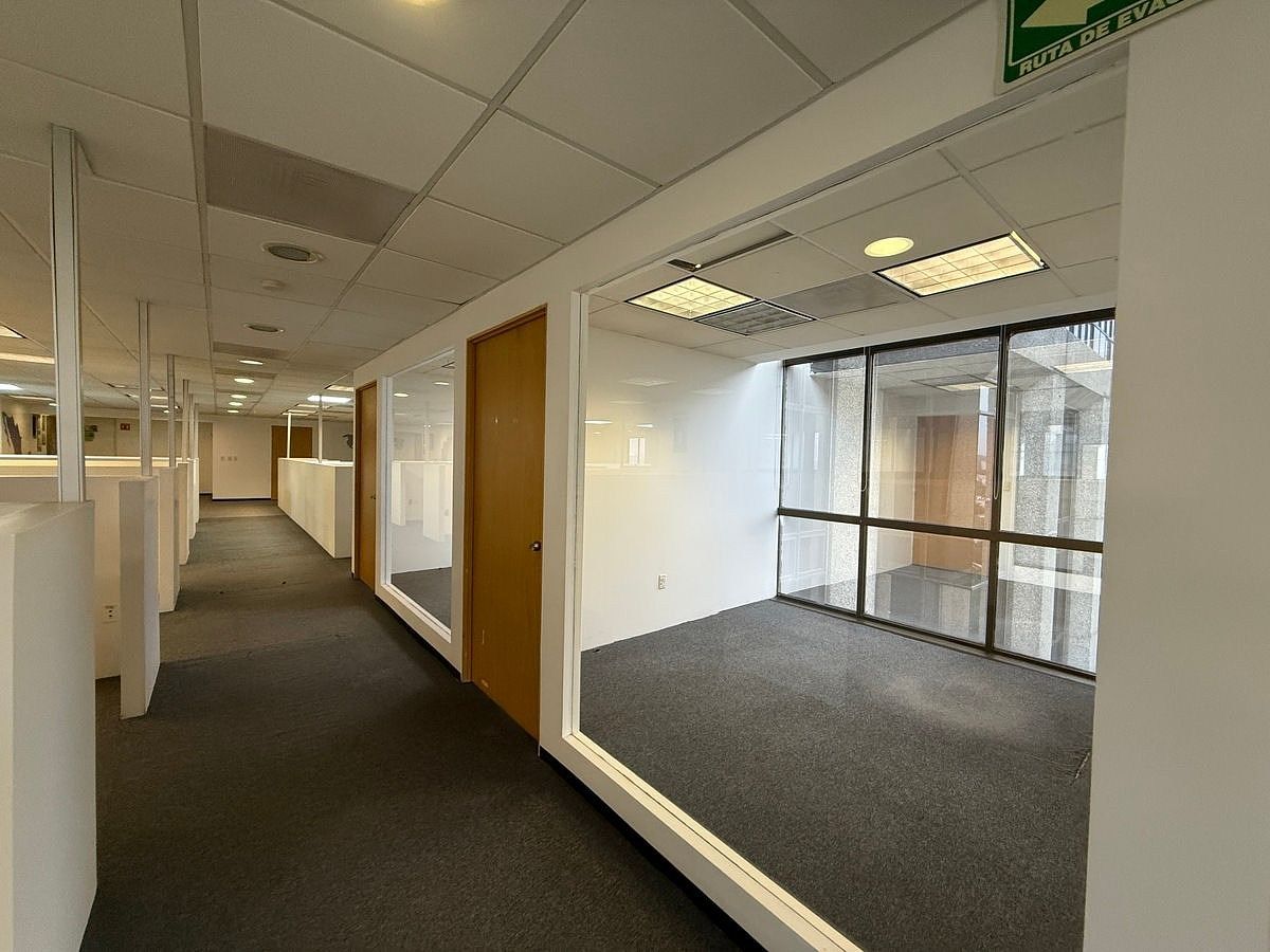 OFFICE FLOOR IN POLANCO - LEVEL 8 - 992 M2, photo 1 of 11