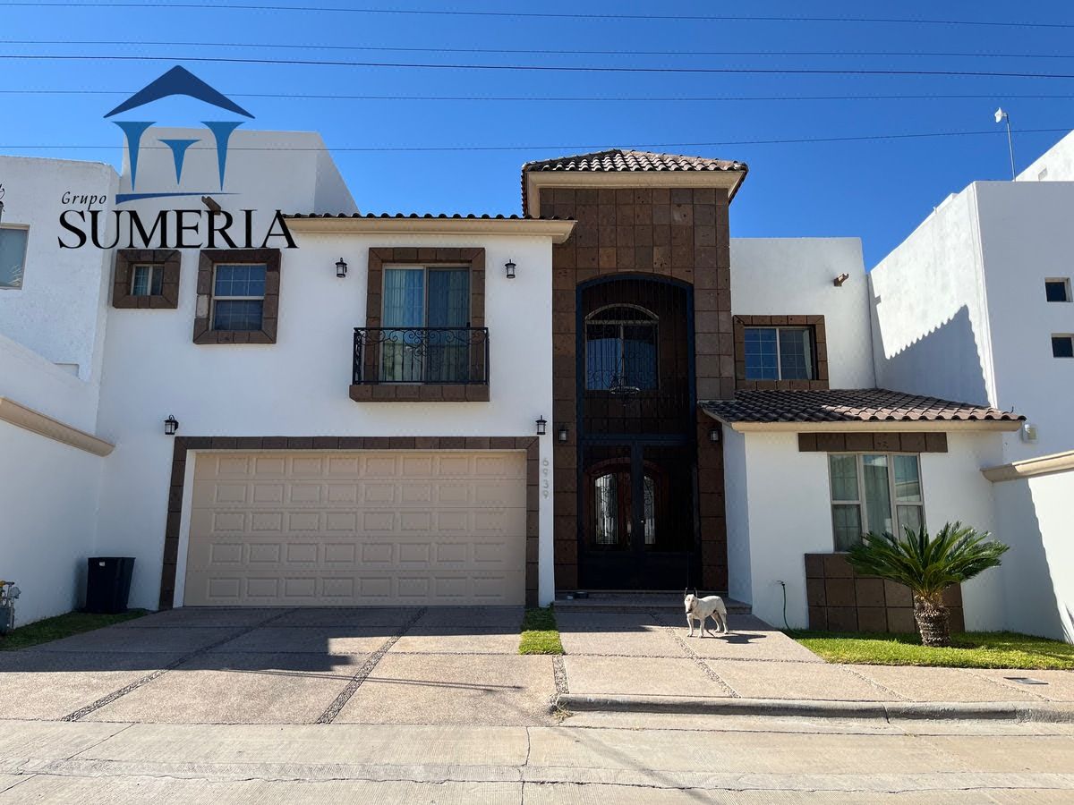 Bonita y equipada residencia en Cumbres Residencial