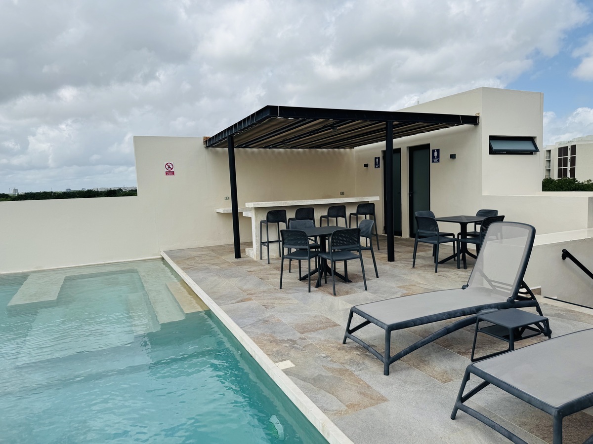 13 of 26: ROOF TOP AMENIDAD