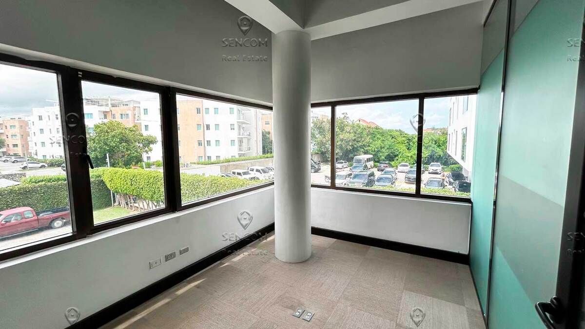 10 de 14: Se Alquila Local Comercial en Cedro Punta Cana Village 10