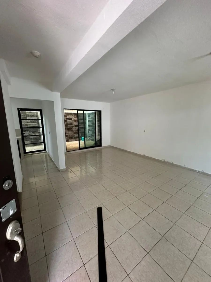 3 de 9: SALA-COMEDOR