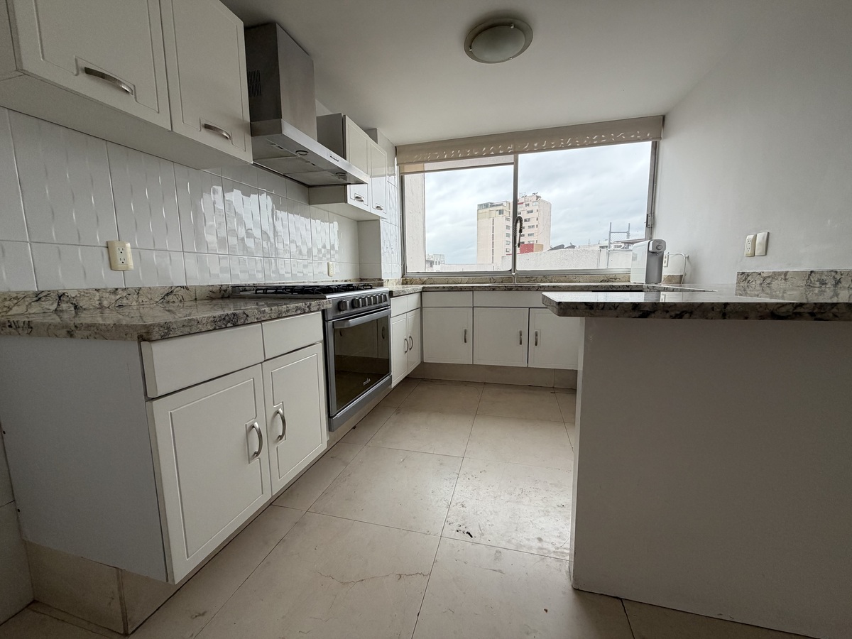 8 de 12: Cocina renovada