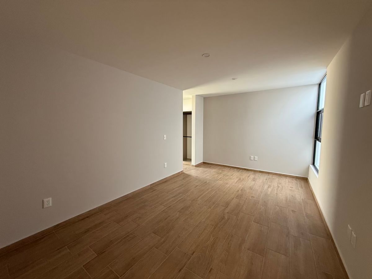 7 of 18: Recámara principal