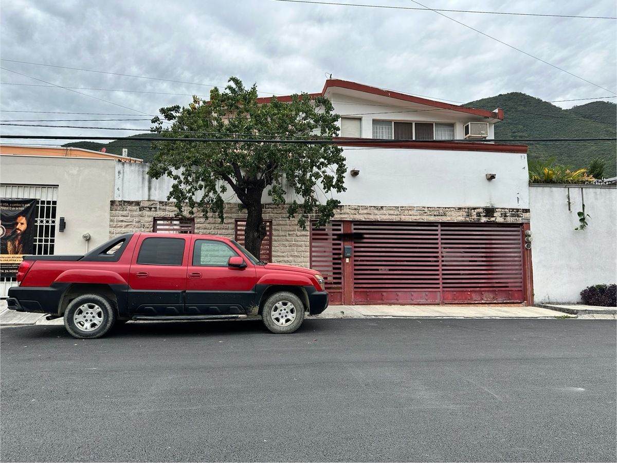 13 de 14: Fachada de la casa