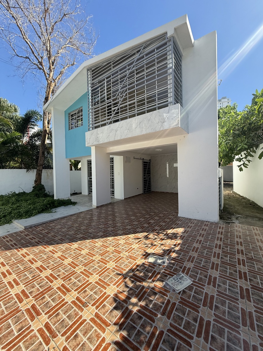Casas en Venta Los Cacicazgos, Santo Domingo