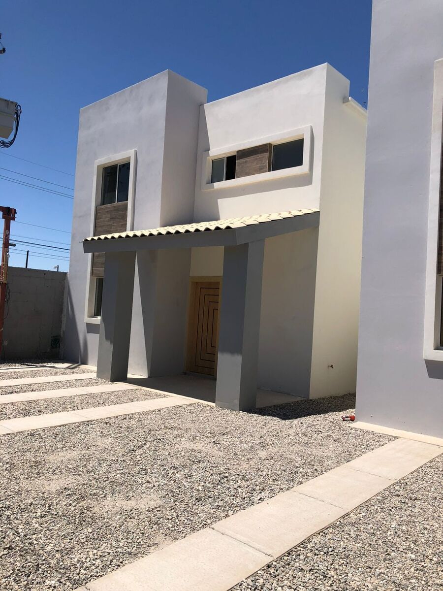 Se vende casa en Villanova (Mexicali, B.C.)